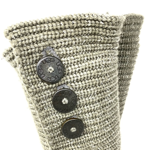 UGG Boots - Picture 4 of 10